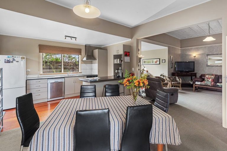 Photo of property in 43a Kauika Road West, Avenues, Whangarei, 0110