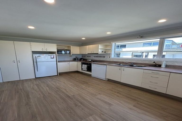 Photo of property in 7 Forth Place, Papakowhai, Porirua, 5024