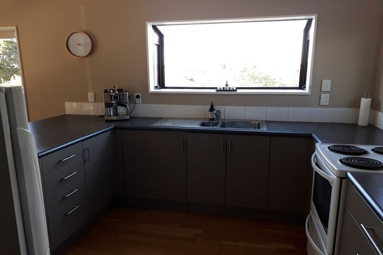 Photo of property in 2 The Glade South, Pukekohe, 2120