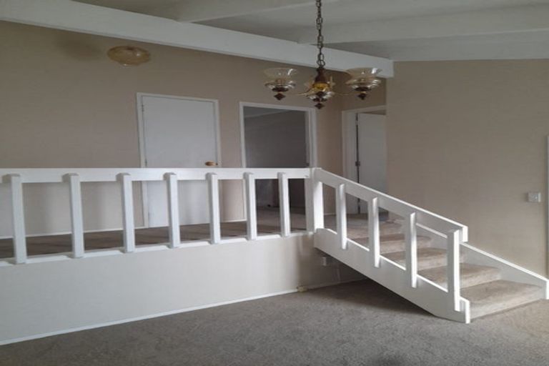 Photo of property in 64 Marendellas Drive, Bucklands Beach, Auckland, 2014