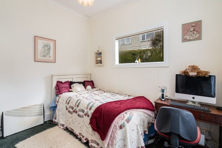 Photo of property in 82 Glen Road, The Glen, Dunedin, 9011