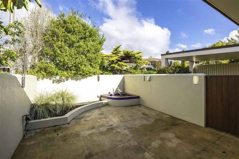 Photo of property in 3 Busby Place, Havelock North, 4130