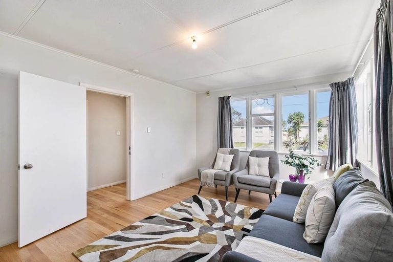 Photo of property in 27 Watts Road, Manurewa, Auckland, 2102