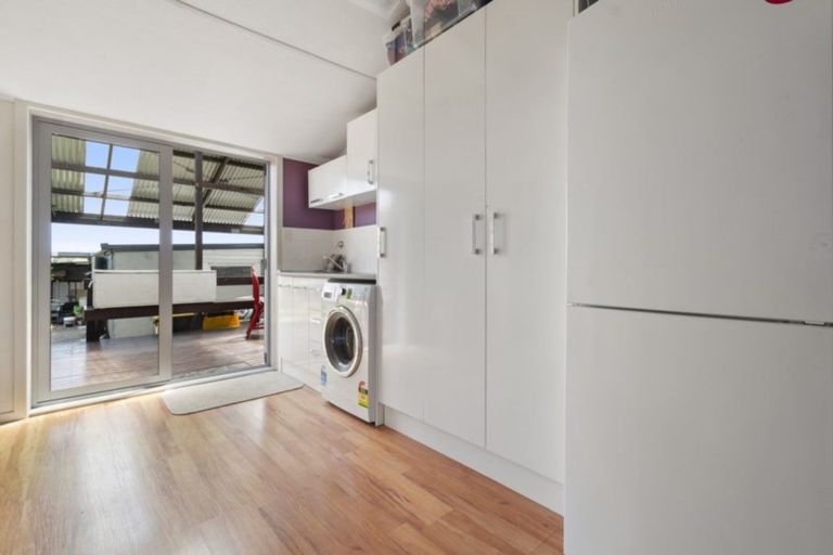 Photo of property in 10 Puriri Avenue, Kaiaua, Pokeno, 2473