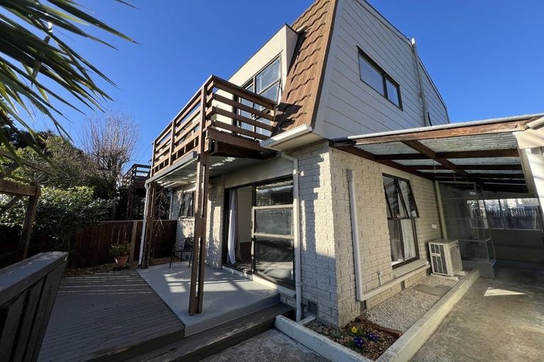 Photo of property in 1/32a Peer Street, Upper Riccarton, Christchurch, 8041