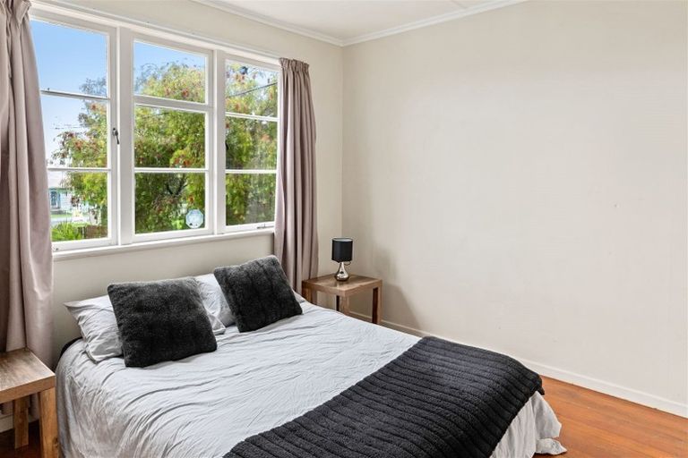 Photo of property in 9 Pukemiro Road, Te Kamo, Whangarei, 0112