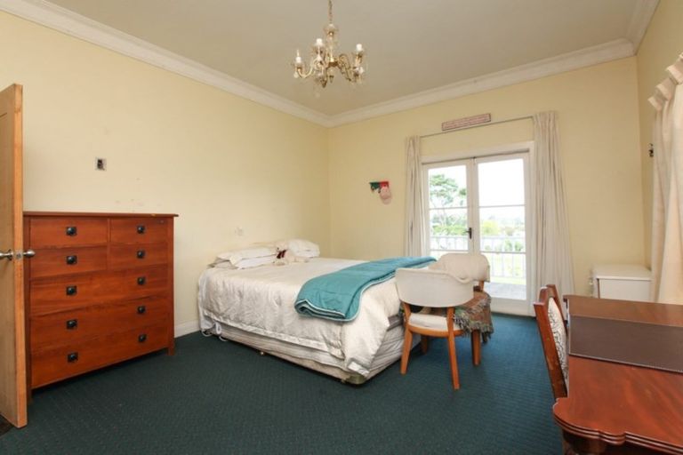 Photo of property in 24 Deseret Road, Temple View, Hamilton, 3218