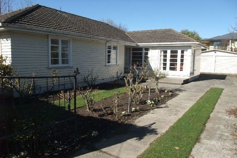 Photo of property in 46 Ilam Road, Upper Riccarton, Christchurch, 8041