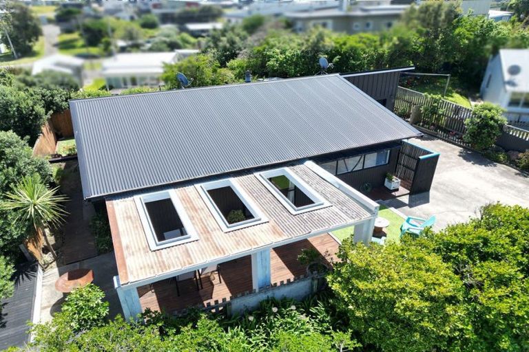 Photo of property in 42a Signal Street, Foxton Beach, Foxton, 4815