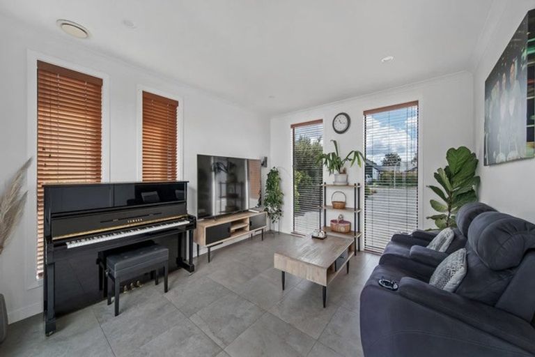 Photo of property in 1 Hinterland Drive, Prebbleton, 7604