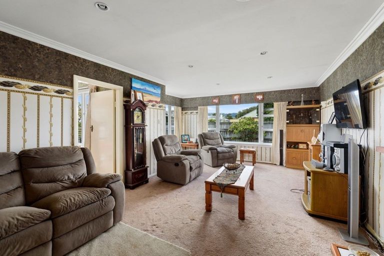 Photo of property in 91 Bartholomew Road, Levin, 5510