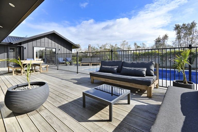 Photo of property in 6 Cape Grove, Haumoana, 4180