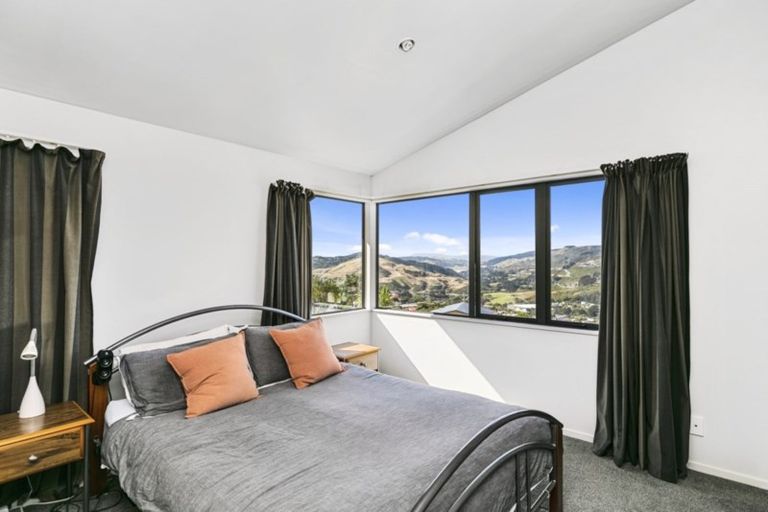 Photo of property in 4 Atamira Close, Churton Park, Wellington, 6037