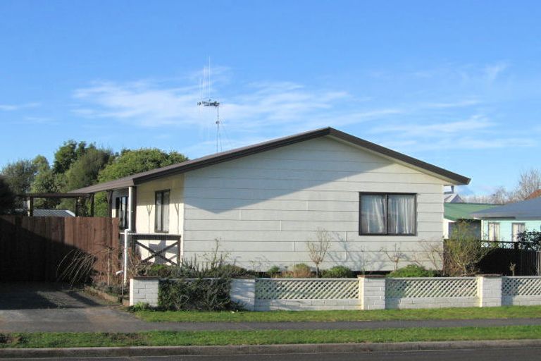 Photo of property in 3a Caulfield Place, Nawton, Hamilton, 3200