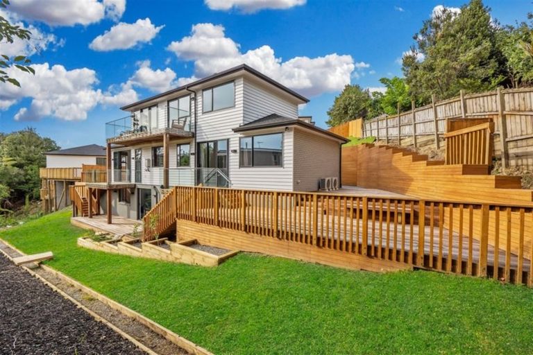 Photo of property in 51a Bleakhouse Road, Howick, Auckland, 2014