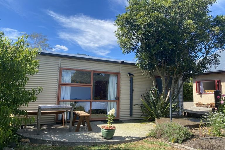 Photo of property in 19 Haile Lane, Pohara, Takaka, 7183