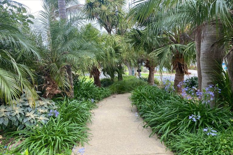 Photo of property in 2 Platinum Place, Matapouri, Whangarei, 0173