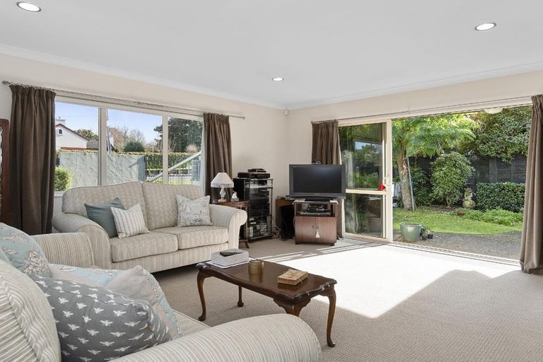 Photo of property in 1 Inverness Drive, Pyes Pa, Tauranga, 3112