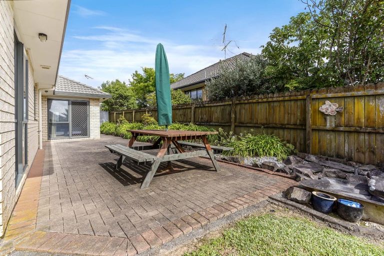 Photo of property in 5 Foxley Place, Burswood, Auckland, 2013