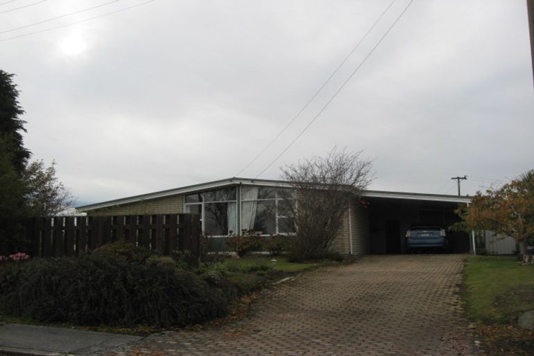Photo of property in 16 Harvey Terrace, Balclutha, 9230