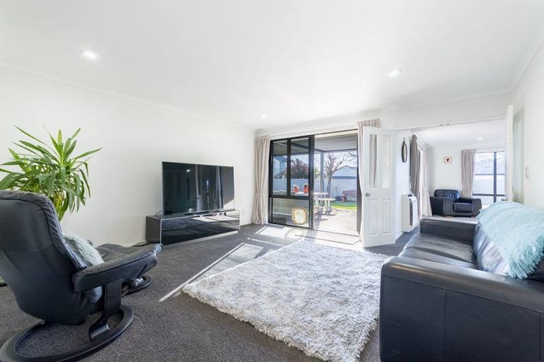 Photo of property in 3 Viceroy Place, Halswell, Christchurch, 8025