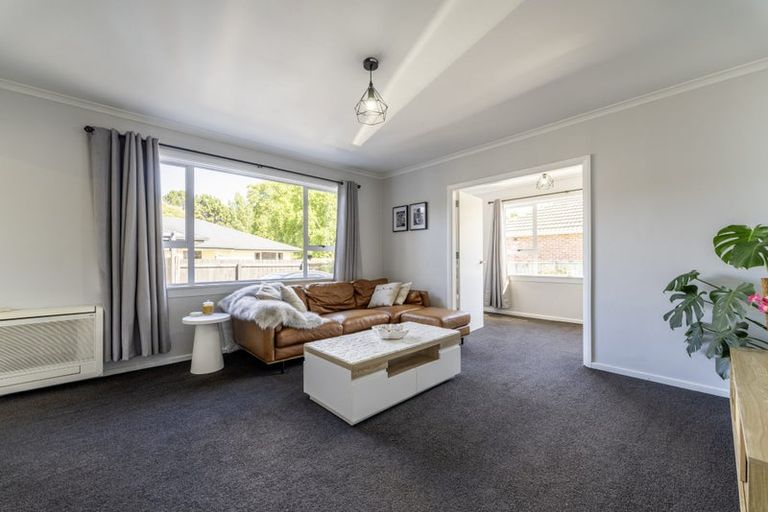 Photo of property in 10 Athol Place, Highfield, Timaru, 7910