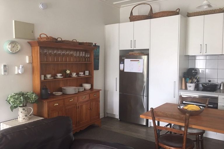 Photo of property in 369 Triangle Road, Henderson, Auckland, 0610