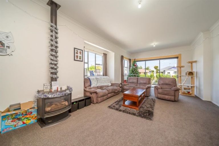 Photo of property in 8 Argyle Street, Hawera, 4610