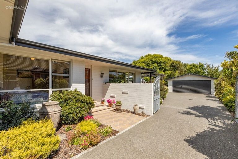 Photo of property in 34 Waiau Street, Cracroft, Christchurch, 8025