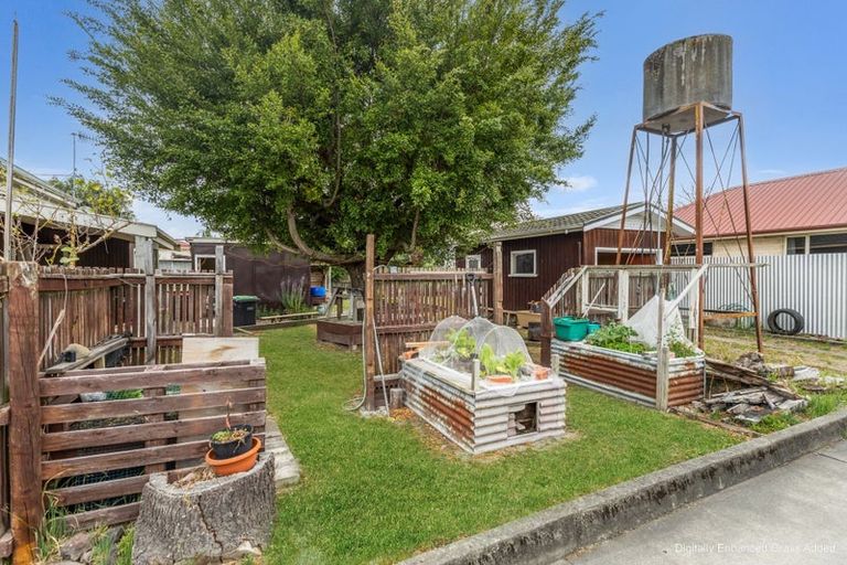 Photo of property in 8 George Street, Pleasant Point, 7903