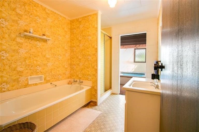 Photo of property in 4 Anthony Place, Bay View, Napier, 4104