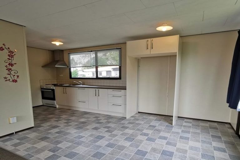 Photo of property in 1/79a Colwill Road, Massey, Auckland, 0614