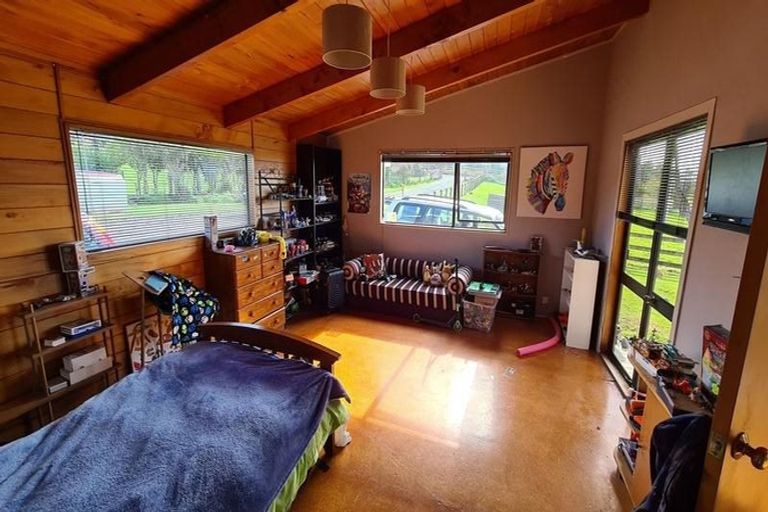 Photo of property in 323 Brooks Road, Waipu, 0582