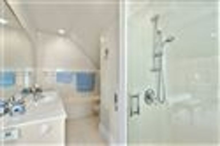 Photo of property in 12 Makora Street, Fendalton, Christchurch, 8041