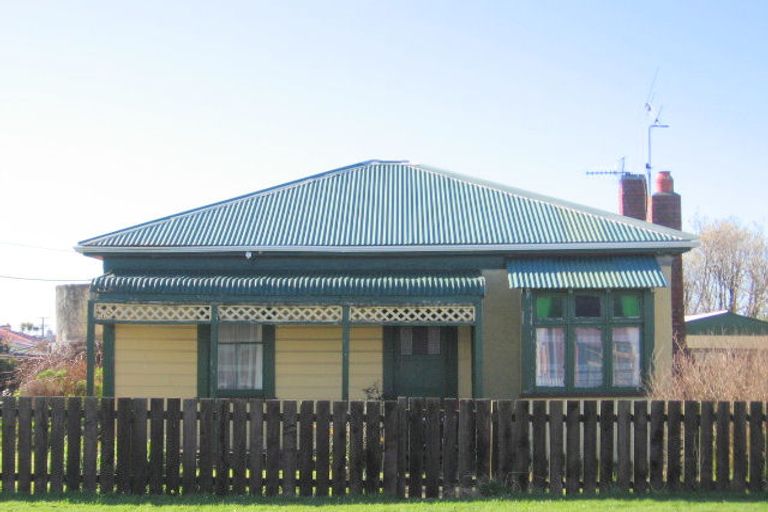 Photo of property in 5 Hillary Street, Foxton, 4814