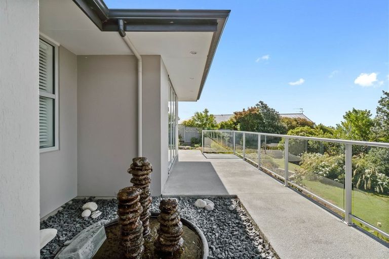 Photo of property in 126 Major Hornbrook Road, Mount Pleasant, Christchurch, 8081