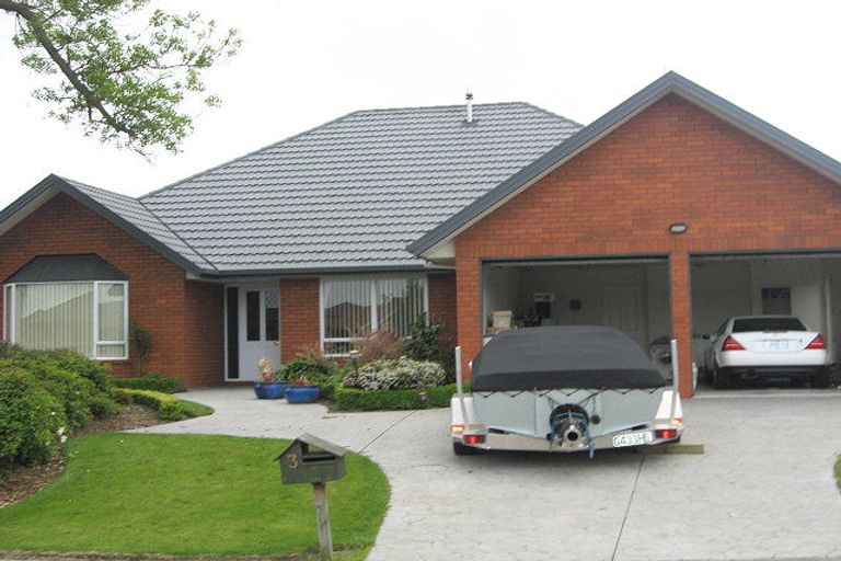 Photo of property in 3 Glencullen Drive, Casebrook, Christchurch, 8051