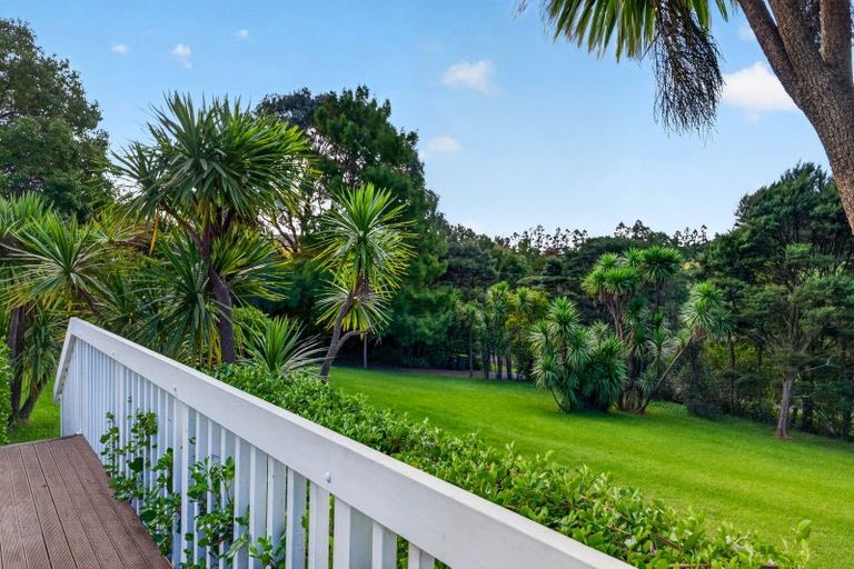 Photo of property in 178 Valley Road, Waimauku, 0881