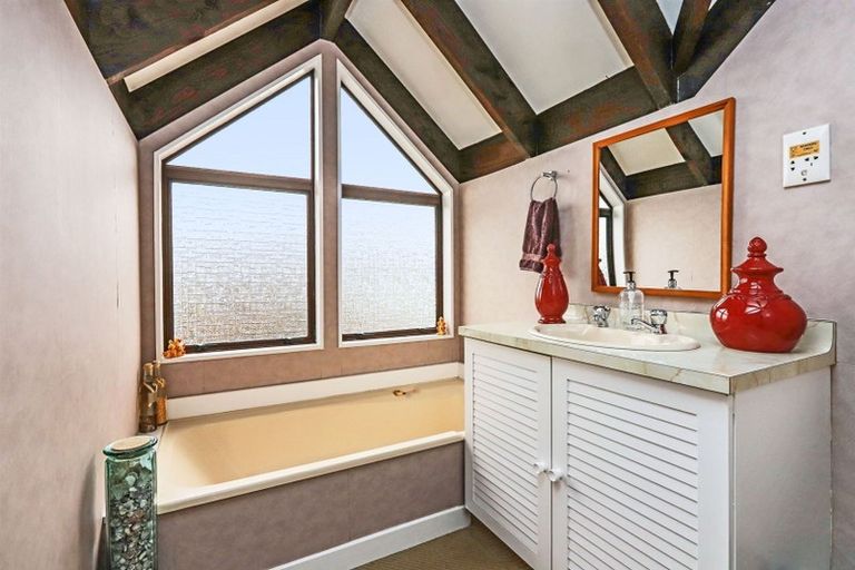 Photo of property in 822 Cook Place, Raureka, Hastings, 4120