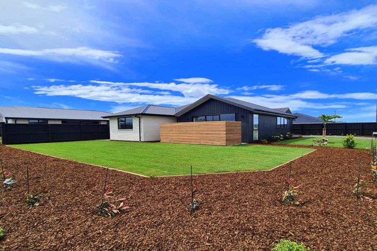 Photo of property in 35 Geldard Drive, Rolleston, 7615