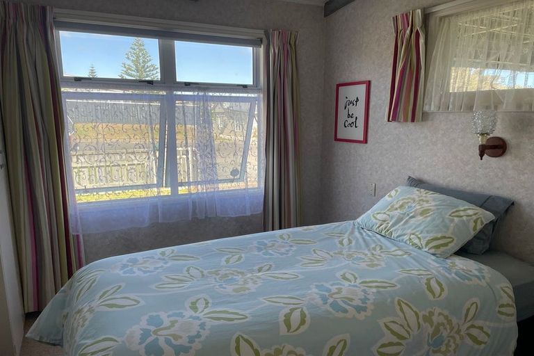 Photo of property in 59 Rua Avenue, Waitarere Beach, Levin, 5510