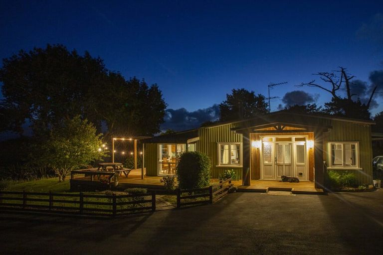 Photo of property in 123b Colombo Road, Waiuku, 2123