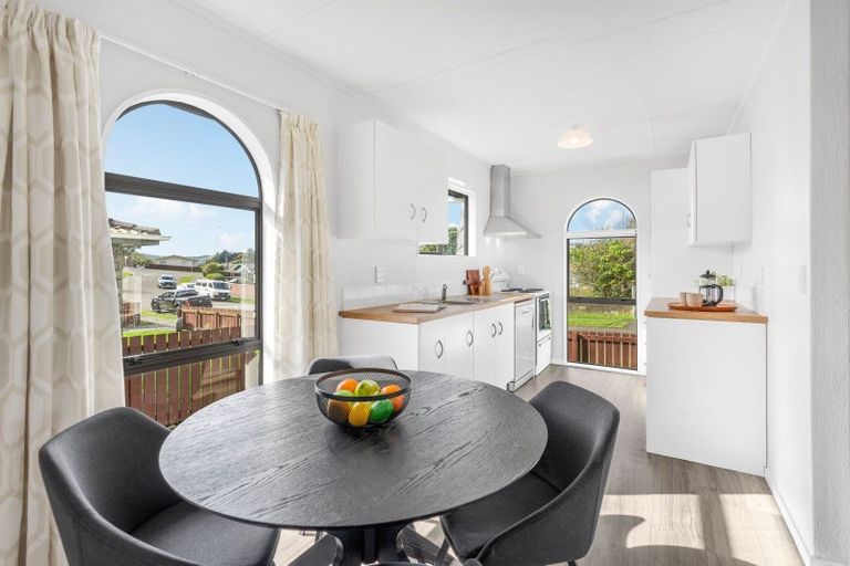 Photo of property in 51 Desert Gold Street, Ascot Park, Porirua, 5024