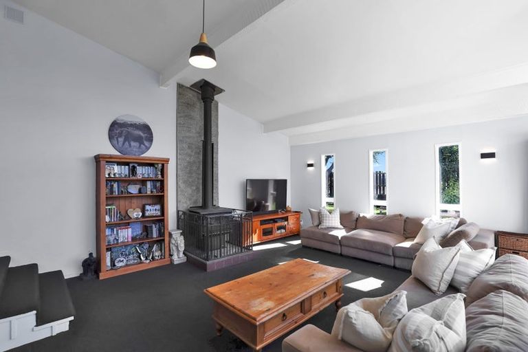 Photo of property in 2 Grahams Road, Tinwald, Ashburton, 7700