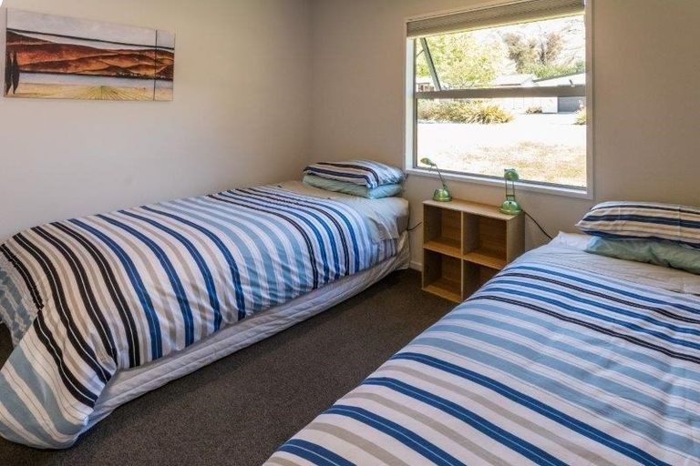 Photo of property in 19a Old Station Avenue, Wanaka, 9305