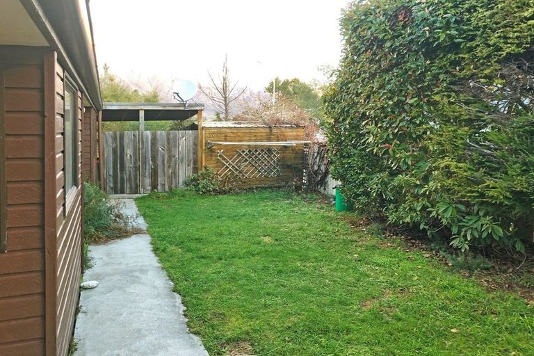 Photo of property in 32b Remarkables Crescent, Frankton, Queenstown, 9300