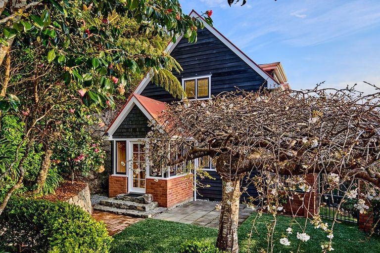 Photo of property in 13 Ramsey Place, Karori, Wellington, 6012