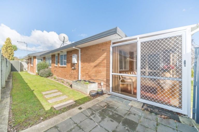 Photo of property in 1 Cole Lane, Milson, Palmerston North, 4414