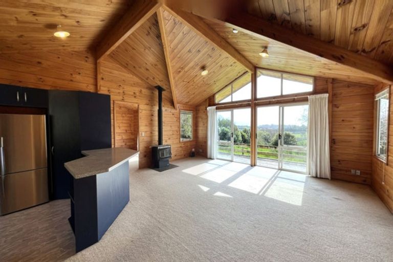 Photo of property in 82 Huia Street, Waikanae, 5036