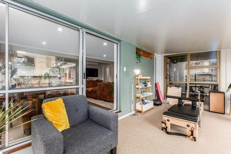 Photo of property in 39 Whitemans Road, Silverstream, Upper Hutt, 5019